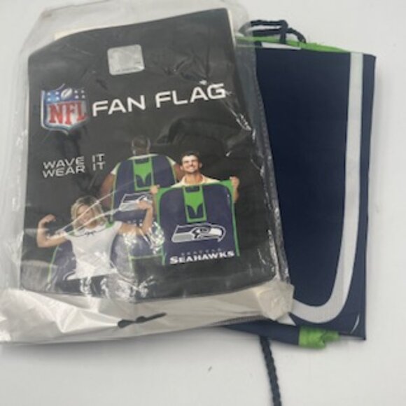 NEW Seattle Seahawks NFL Football Team Fan Flag Wear It Wave It NWT - Picture 2 of 7